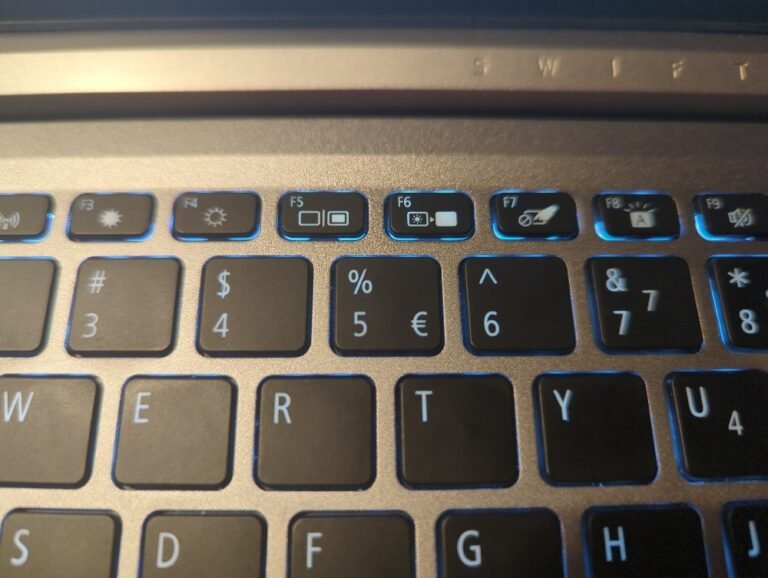 Acer SF114-32 keyboard closeup