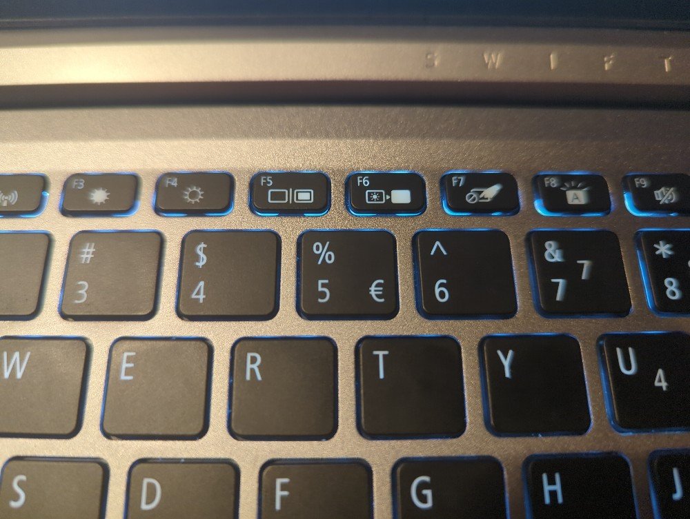 Acer SF114-32 keyboard closeup